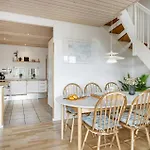3 Bedroom Awesome In