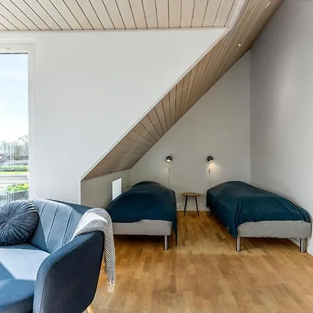 3 Bedroom Awesome In *