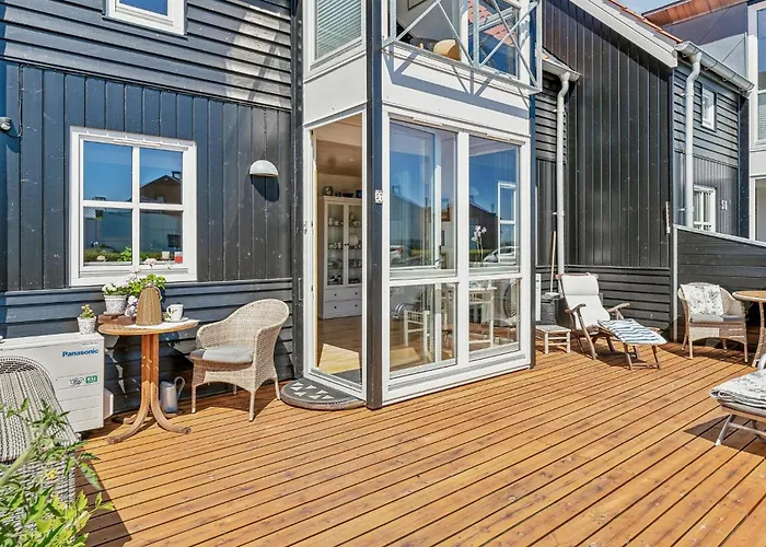 3 Bedroom Awesome In *